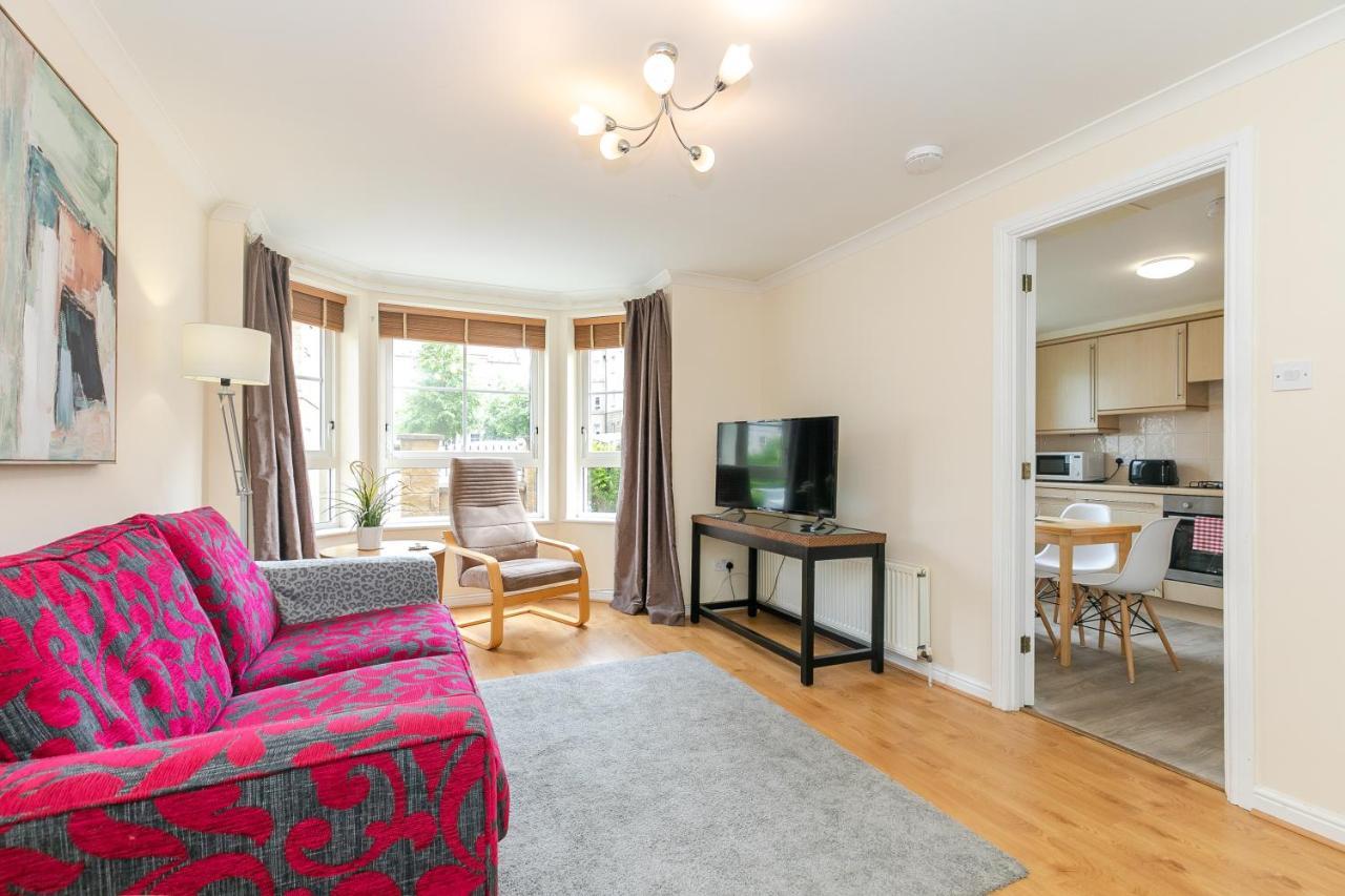 Dicksonfield Quiet Central Family Apartment With Parking Edimburgo Exterior foto
