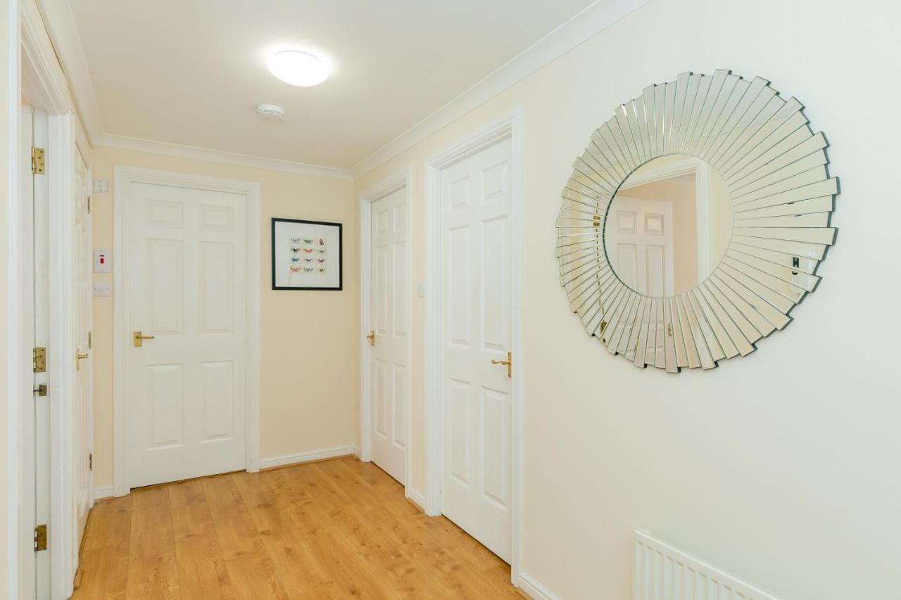 Dicksonfield Quiet Central Family Apartment With Parking Edimburgo Exterior foto